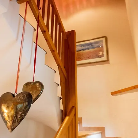 Haus Enzian Appartamento *