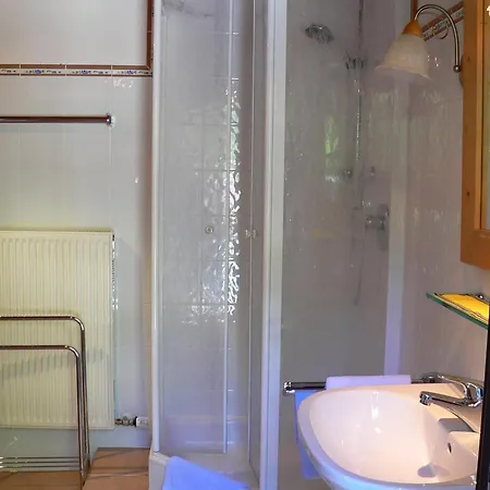 Haus Enzian Apartment *